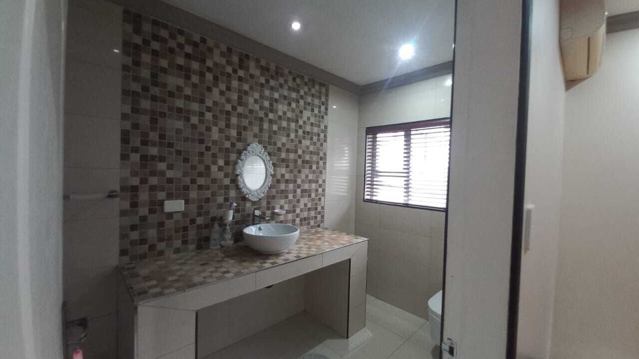 Photo of Bathroom in KwaDukuza