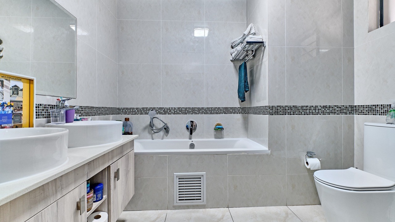 Photo of Bathroom in Greater Johannesburg Metropolitan Area