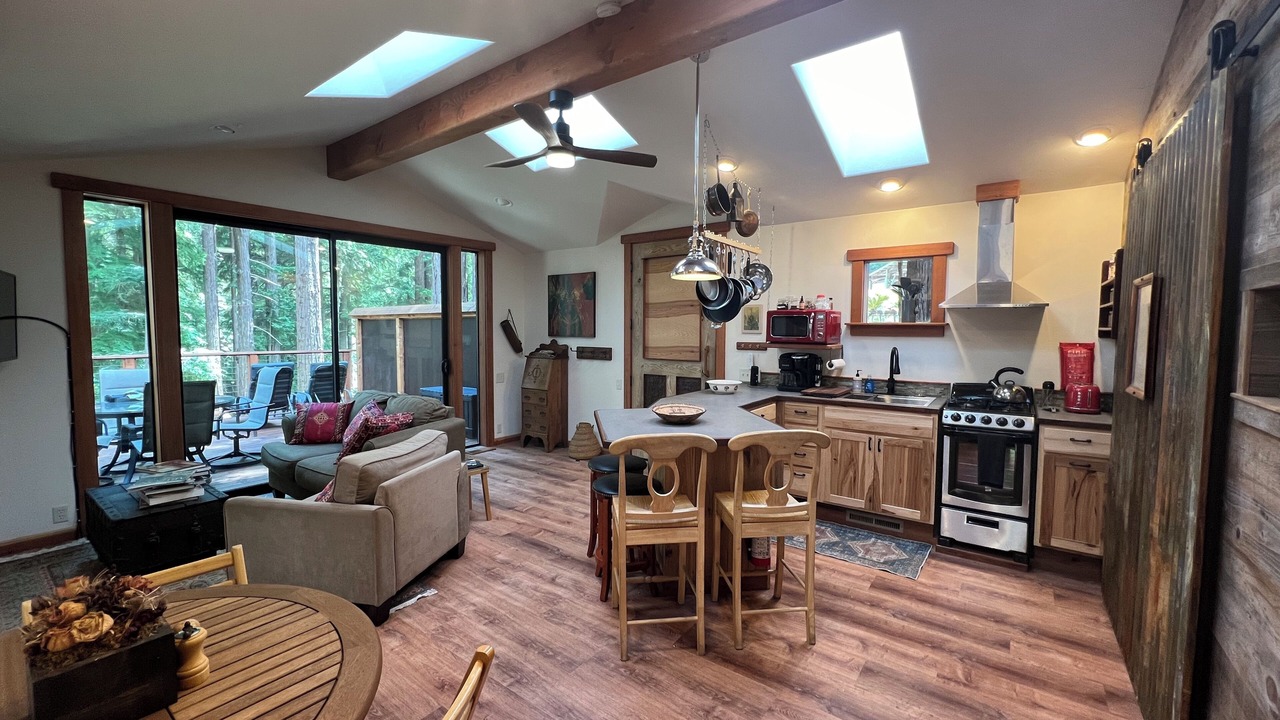 Photo of Bedroom in Little River