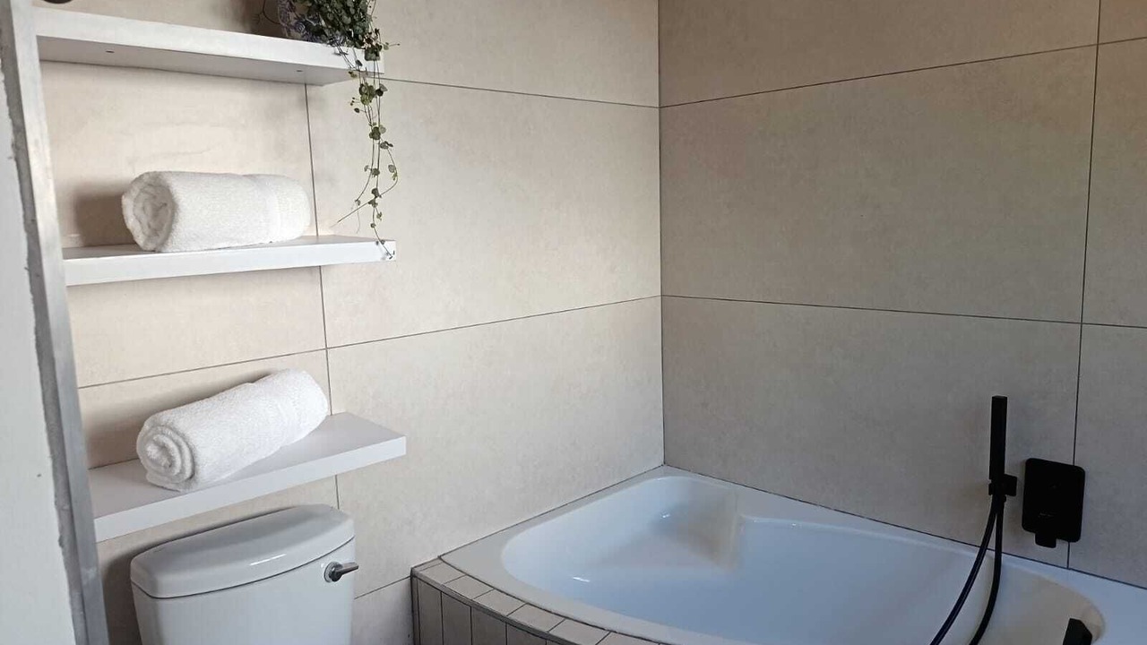 Photo of Bathroom in Hartenbos