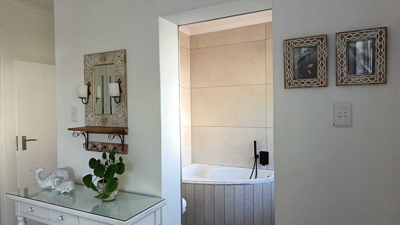 Photo of Bathroom in Hartenbos