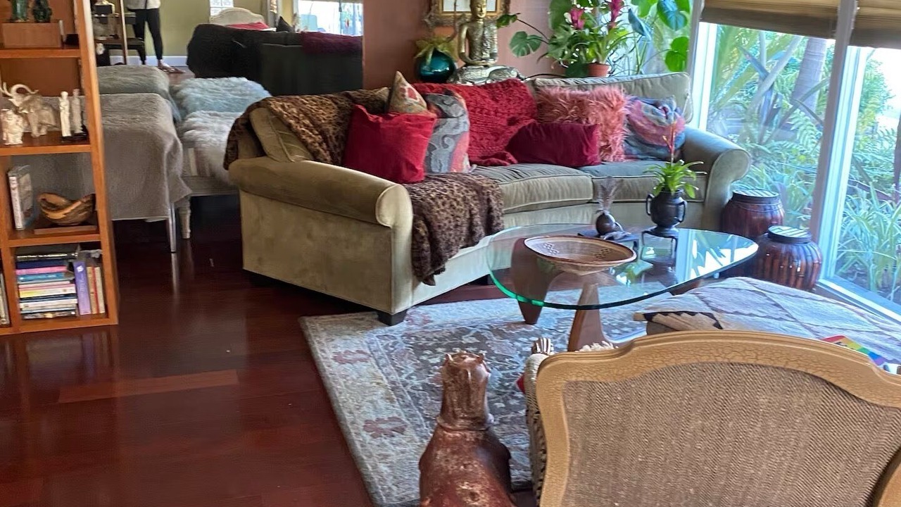 Photo of Livingroom in St. Leo's