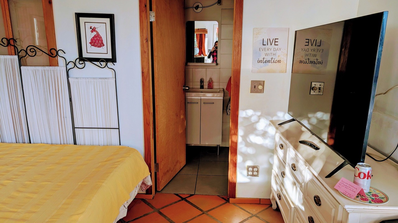 Photo of Bedroom in Oakland