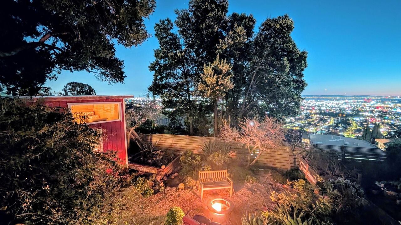 Photo of Outdoor in Oakland