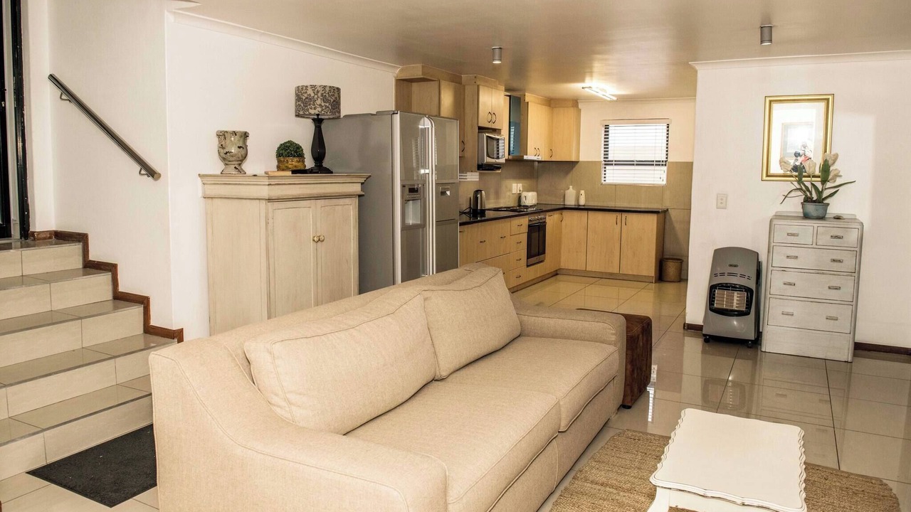 Photo of Livingroom in Calypso Beach