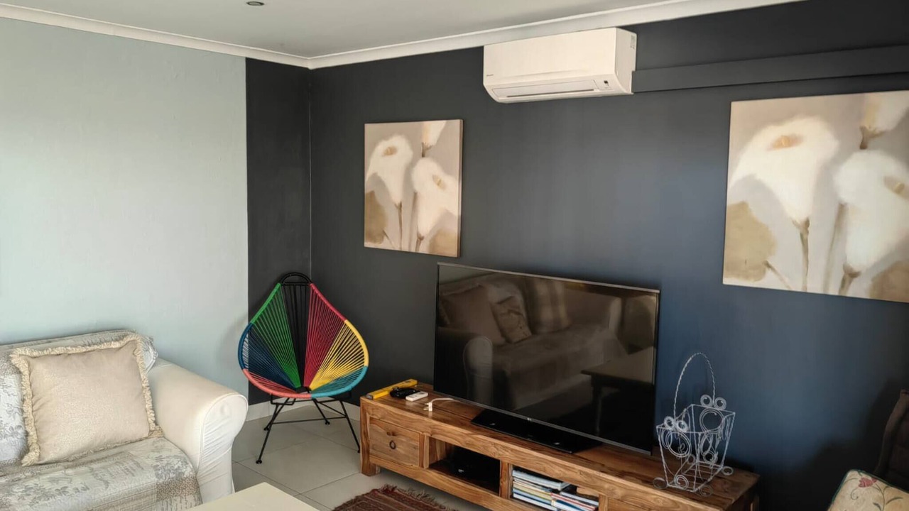 Photo of Livingroom in Calypso Beach