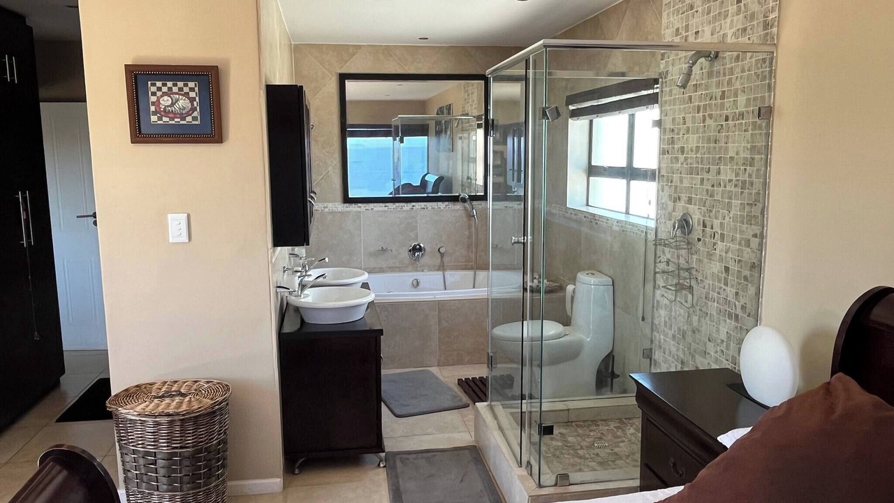 Photo of Bedroom in Calypso Beach