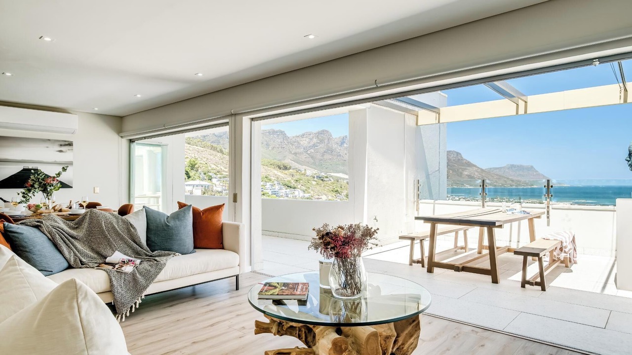 Photo of Livingroom in Bantry Bay