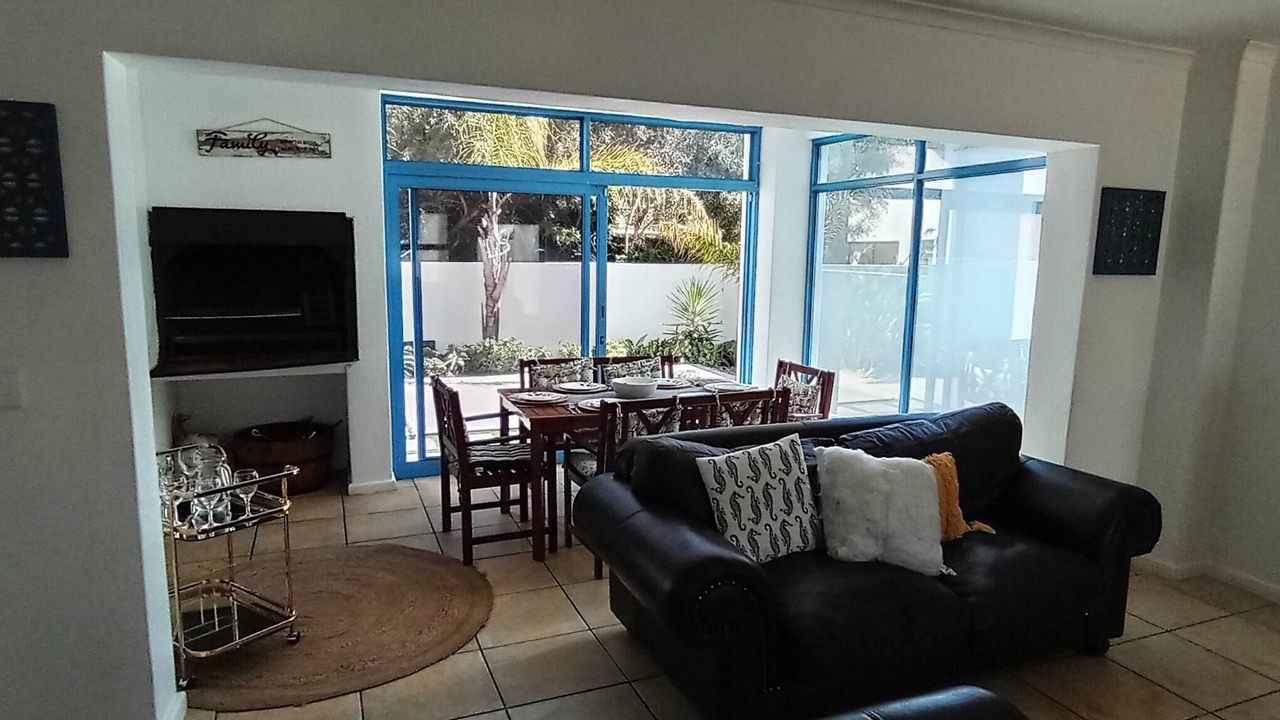 Photo of Livingroom in Calypso Beach