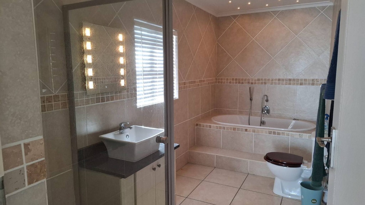Photo of Bathroom in Langebaan
