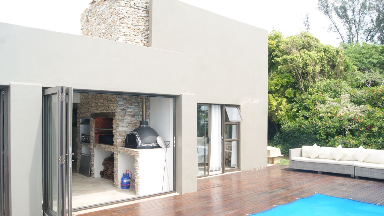Photo of Patio Balcony in Blythedale