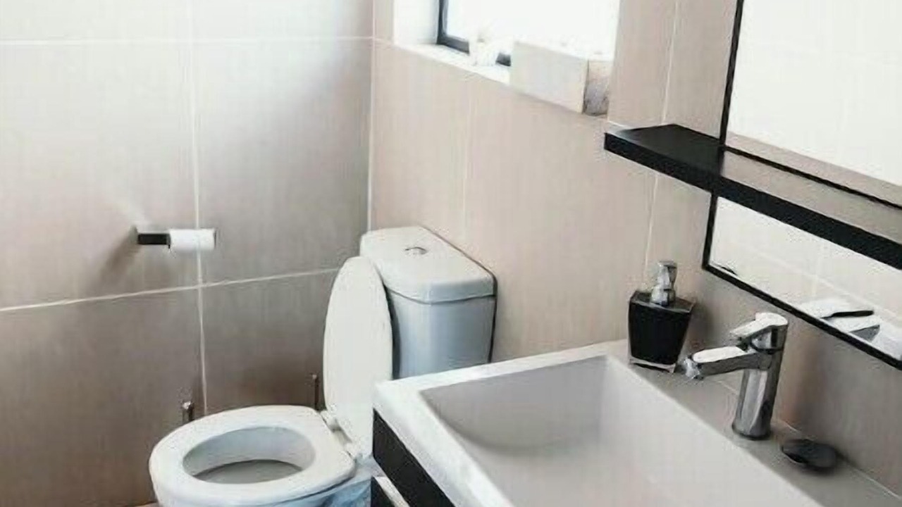Photo of Bathroom in Greater Johannesburg Metropolitan Area