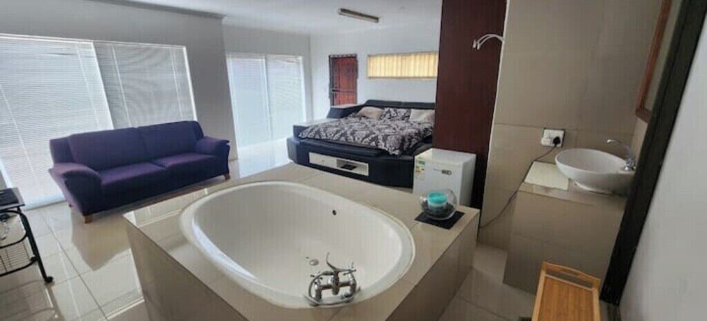 Photo of Bathroom in Trawal