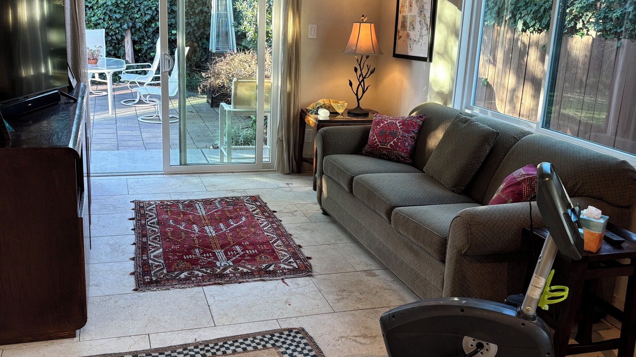 Photo of Livingroom in Napa