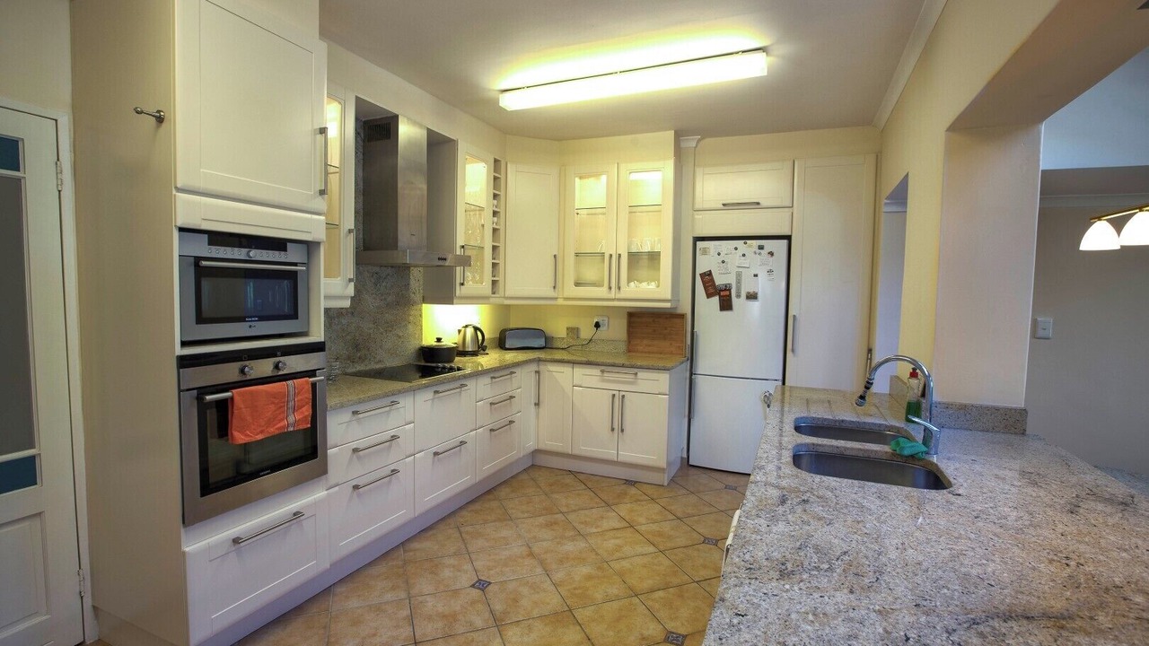 Photo of Kitchen in Lakeside
