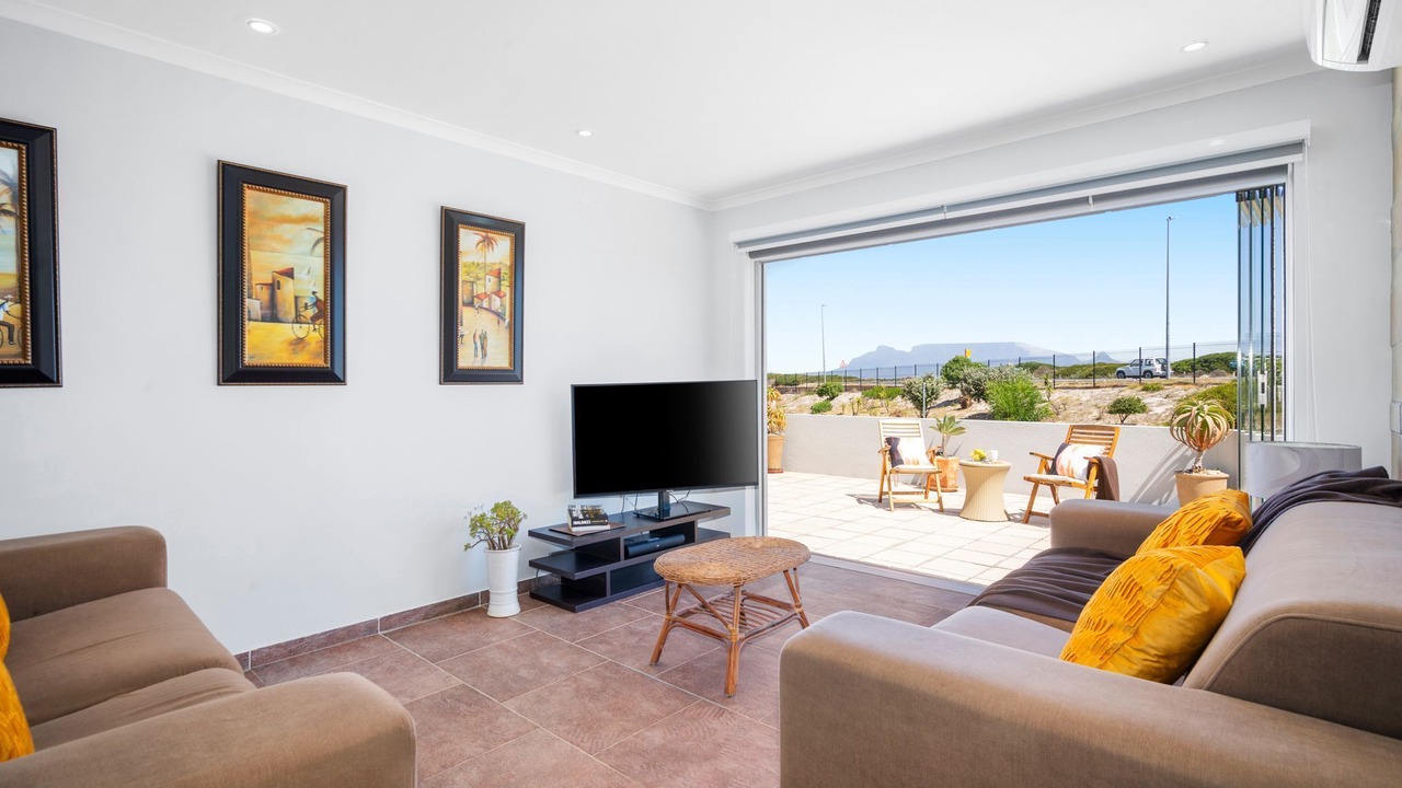 Photo of Livingroom in Big Bay