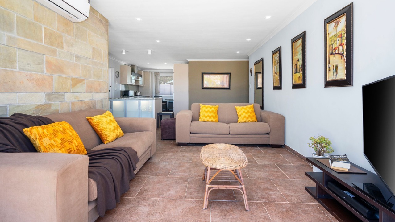Photo of Livingroom in Big Bay