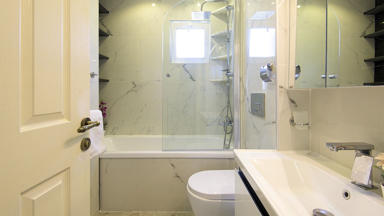 Photo of Bathroom in Geris