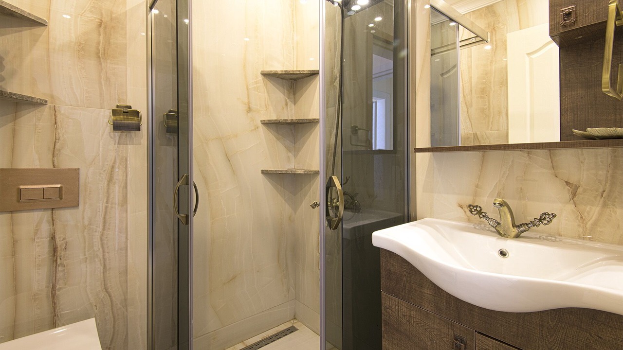 Photo of Bathroom in Geris