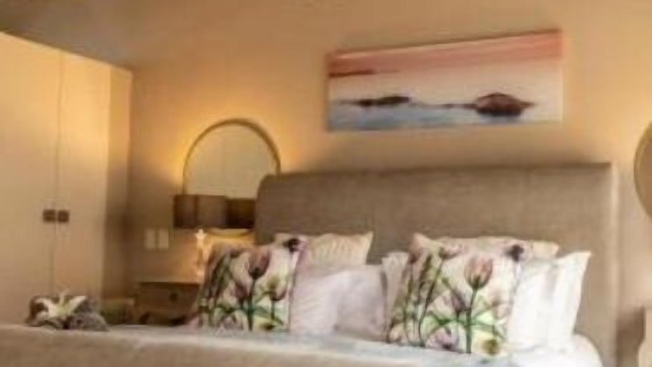 Photo of Bedroom in Lakeside