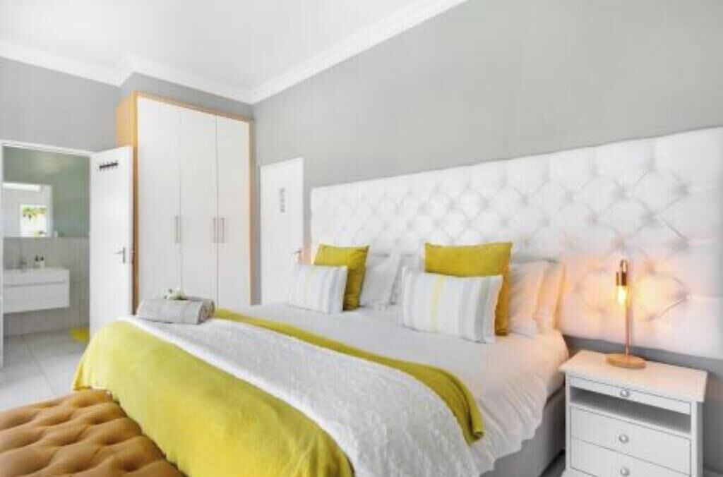 Photo of Bedroom in Lakeside