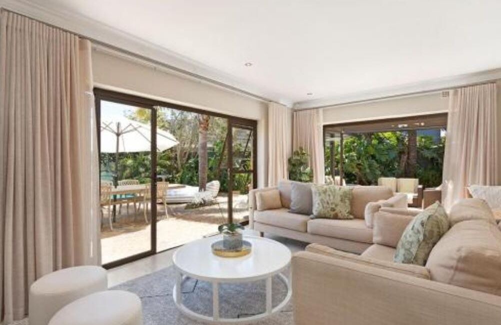 Photo of Livingroom in Lakeside