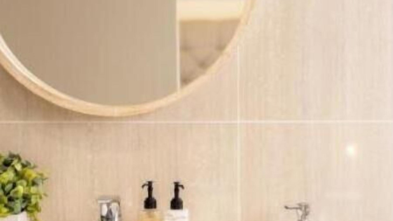 Photo of Bathroom in Lakeside