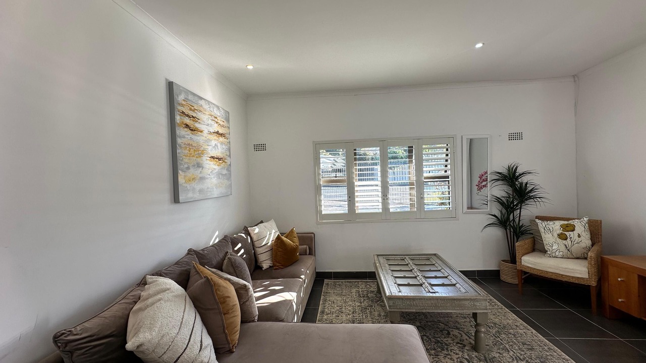 Photo of Livingroom in Lakeside