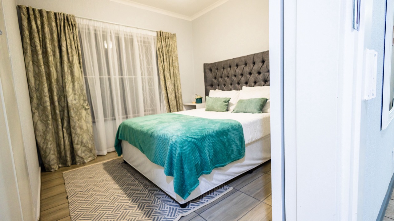 Photo of Bedroom in The Reeds