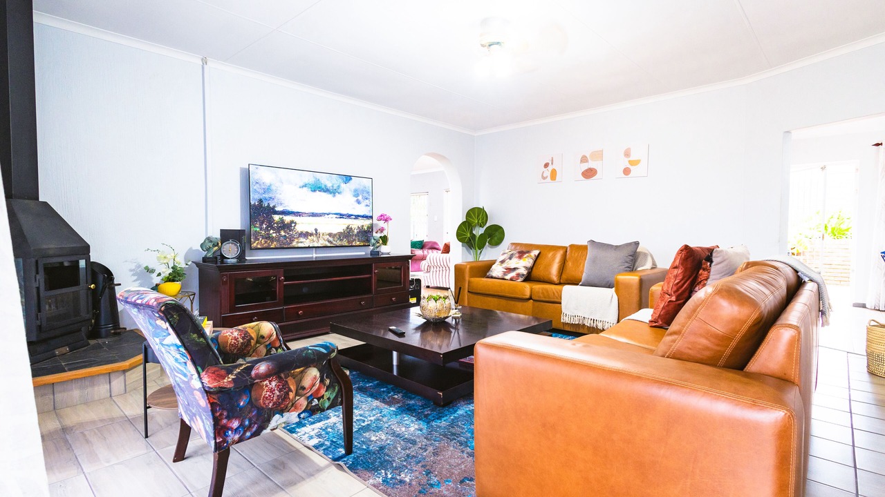 Photo of Livingroom in The Reeds