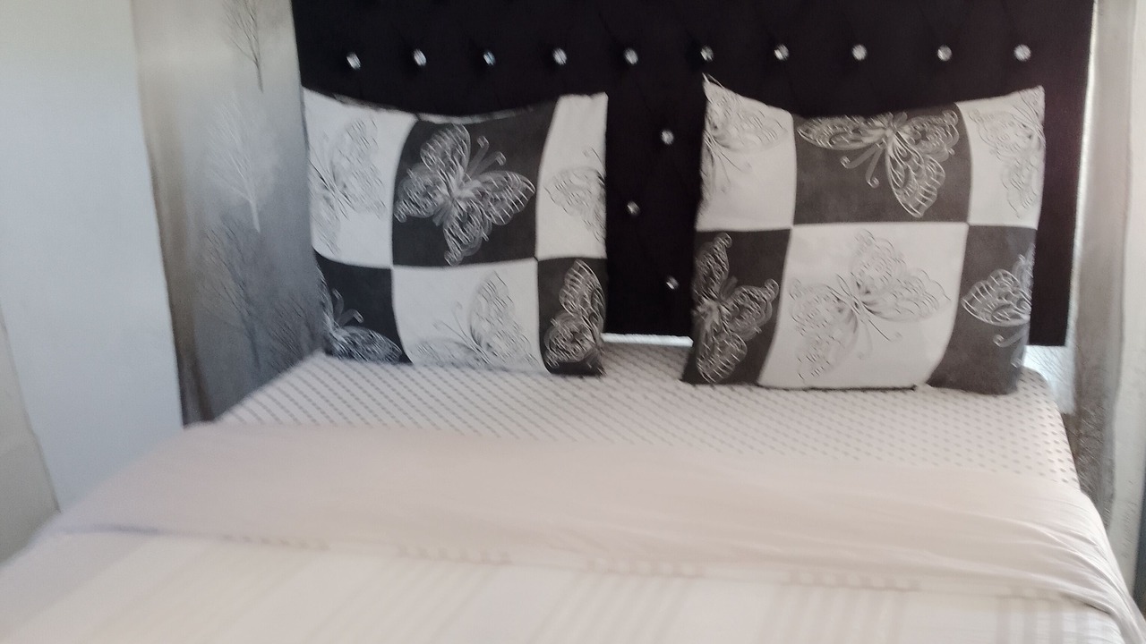 Photo of Bedroom in Mmabatho