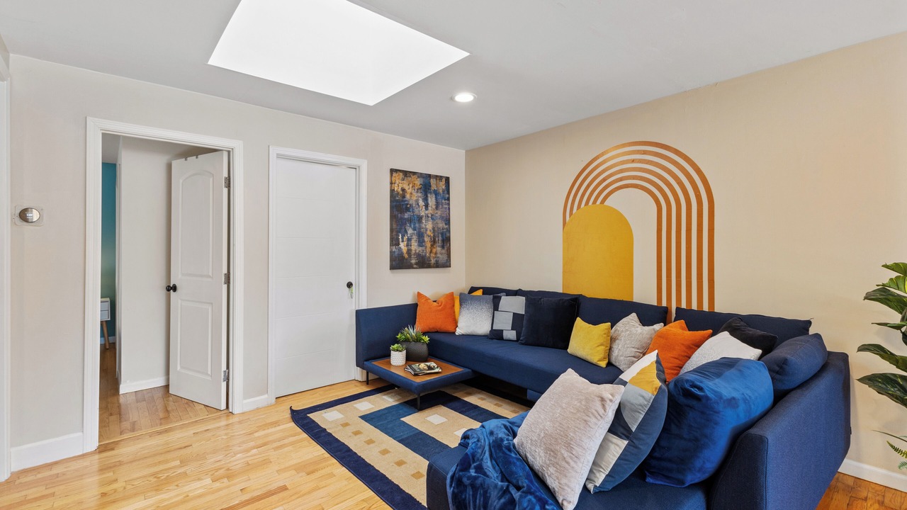 Photo of Livingroom in Menlo Park