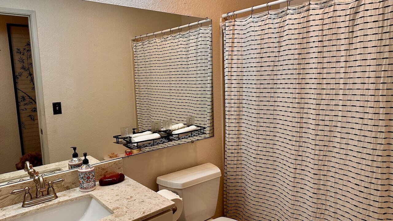 Photo of Bathroom in El Sobrante