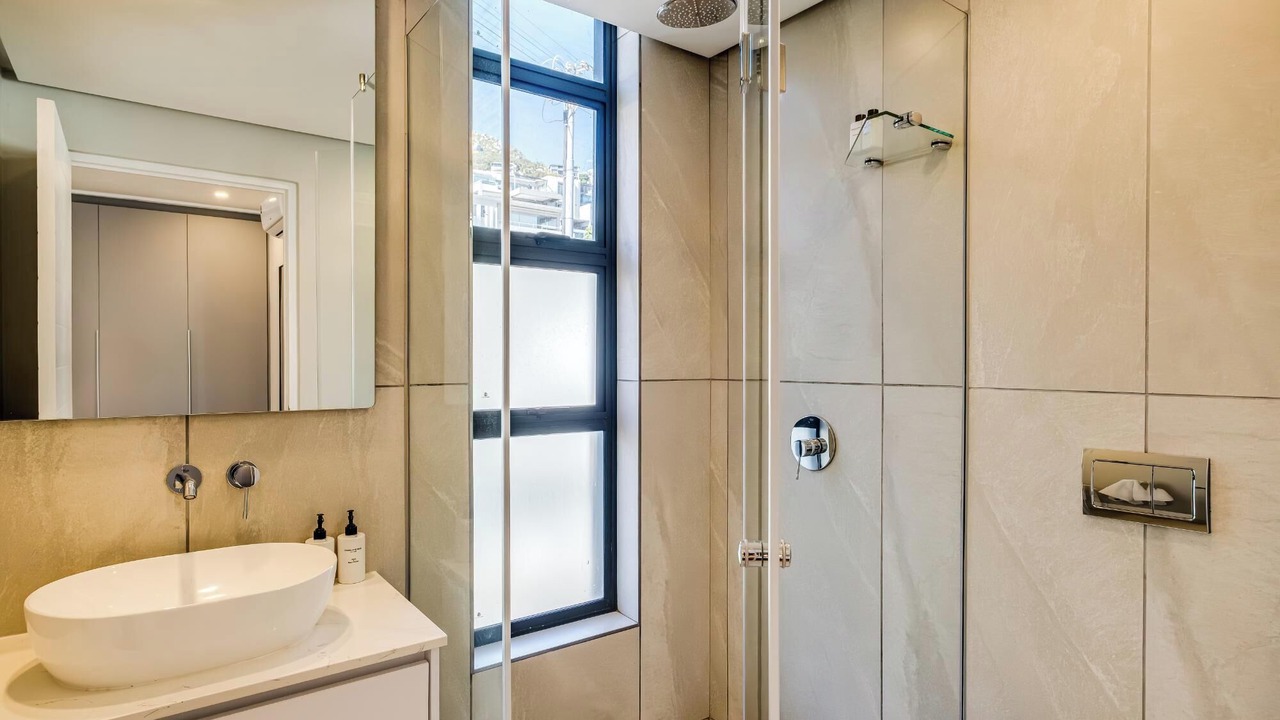 Photo of Bathroom in Bantry Bay