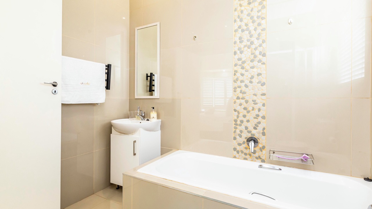 Photo of Bathroom in Beacon Bay