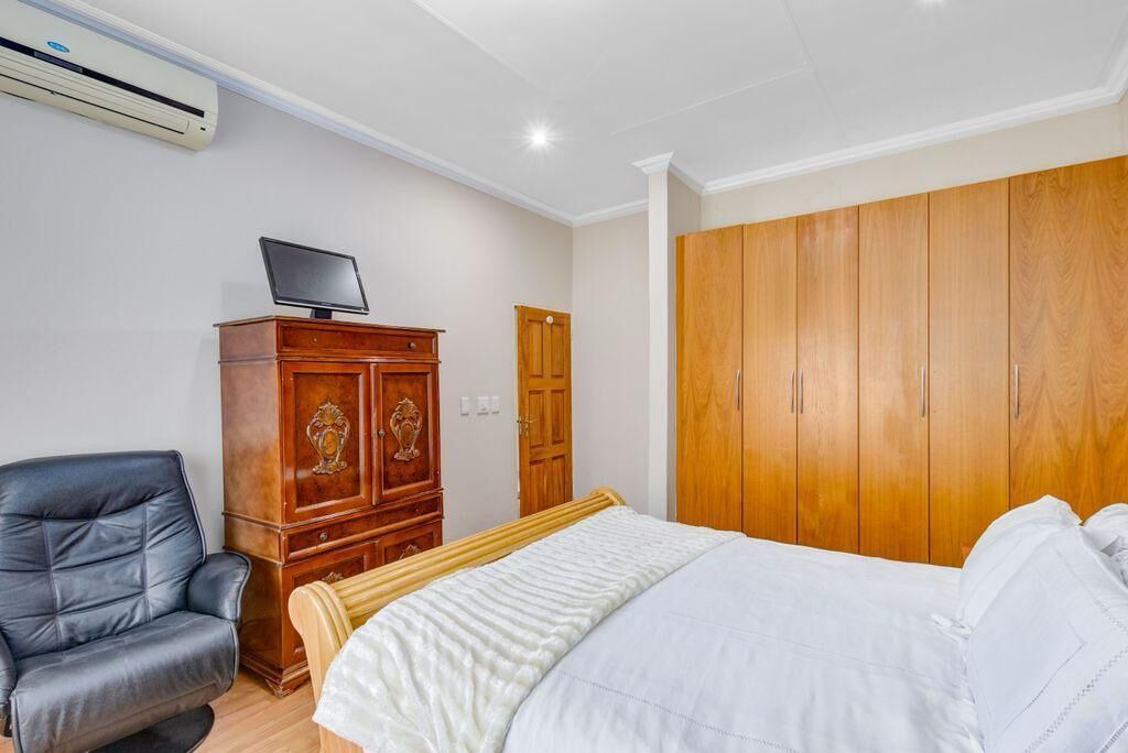 Photo of Bedroom in Greater Johannesburg Metropolitan Area