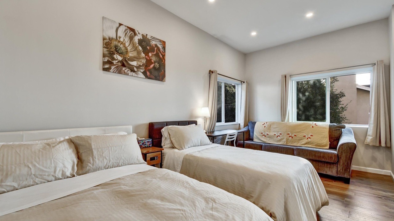 Photo of Bedroom in Sharp Park