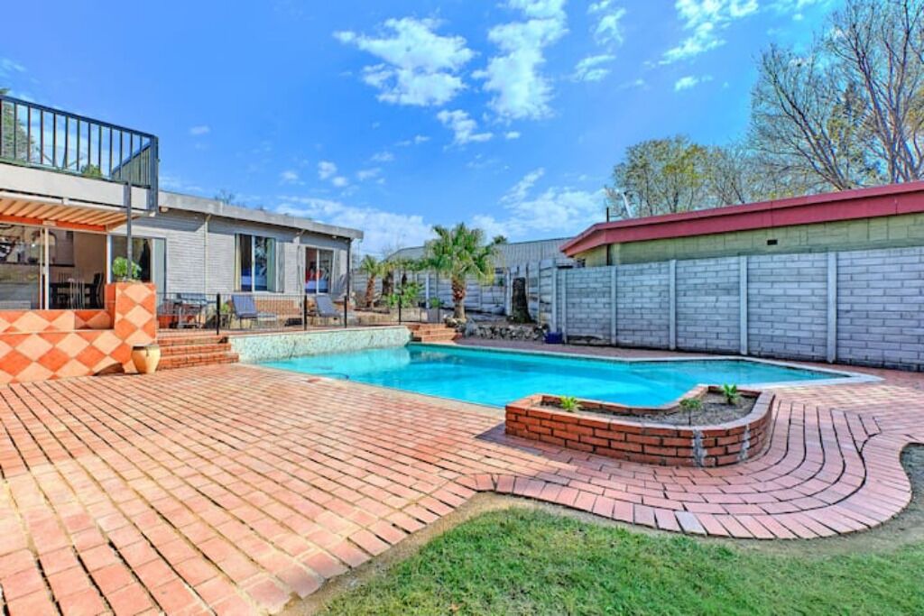 Photo of Outdoor in Woodmead