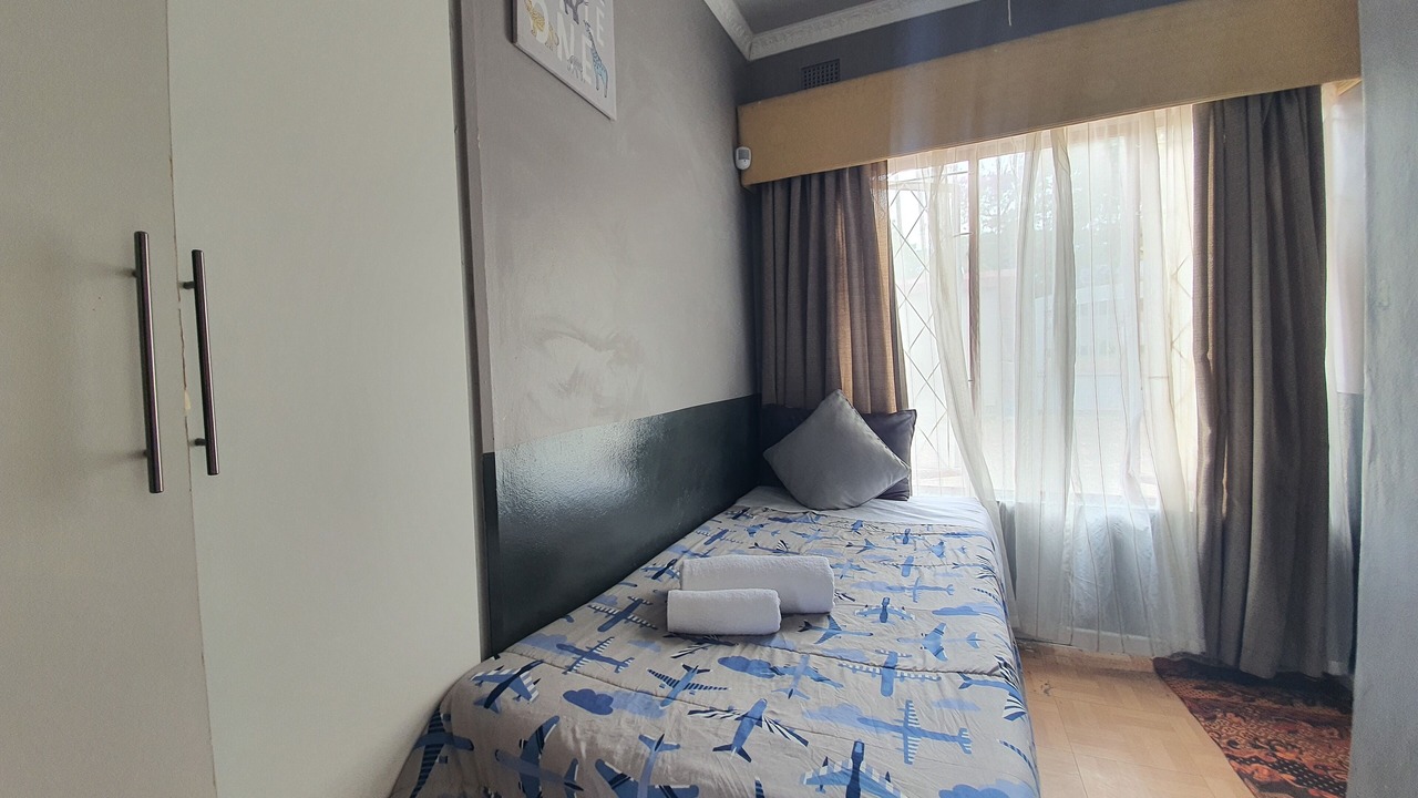 Photo of Bedroom in Uvongo
