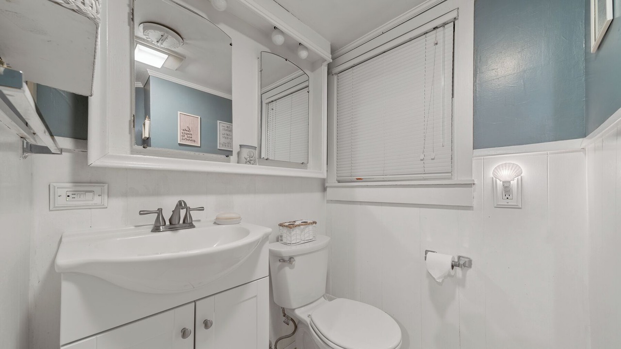 Photo of Bathroom in Al Tahoe