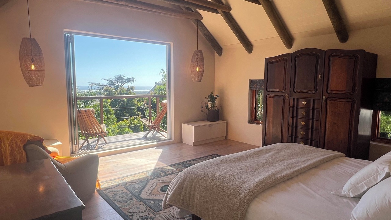 Photo of Bedroom in Noordhoek