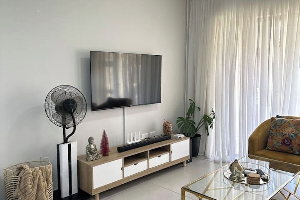 Photo of Livingroom in Greater Johannesburg Metropolitan Area