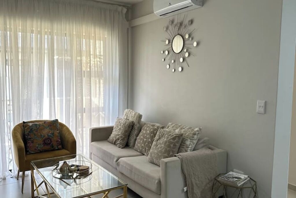 Photo of Livingroom in Greater Johannesburg Metropolitan Area