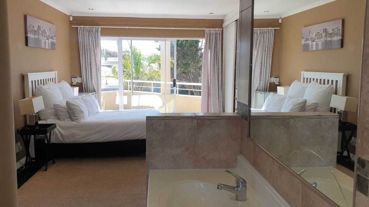 Photo of Bedroom in Bloubergstrand