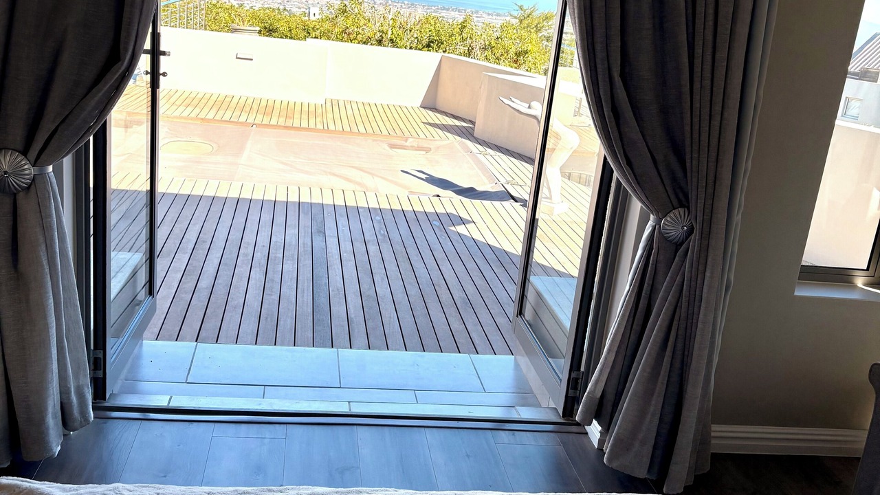 Photo of Bedroom in Helderberg Rural