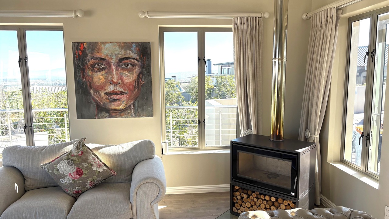 Photo of Livingroom in Helderberg Rural