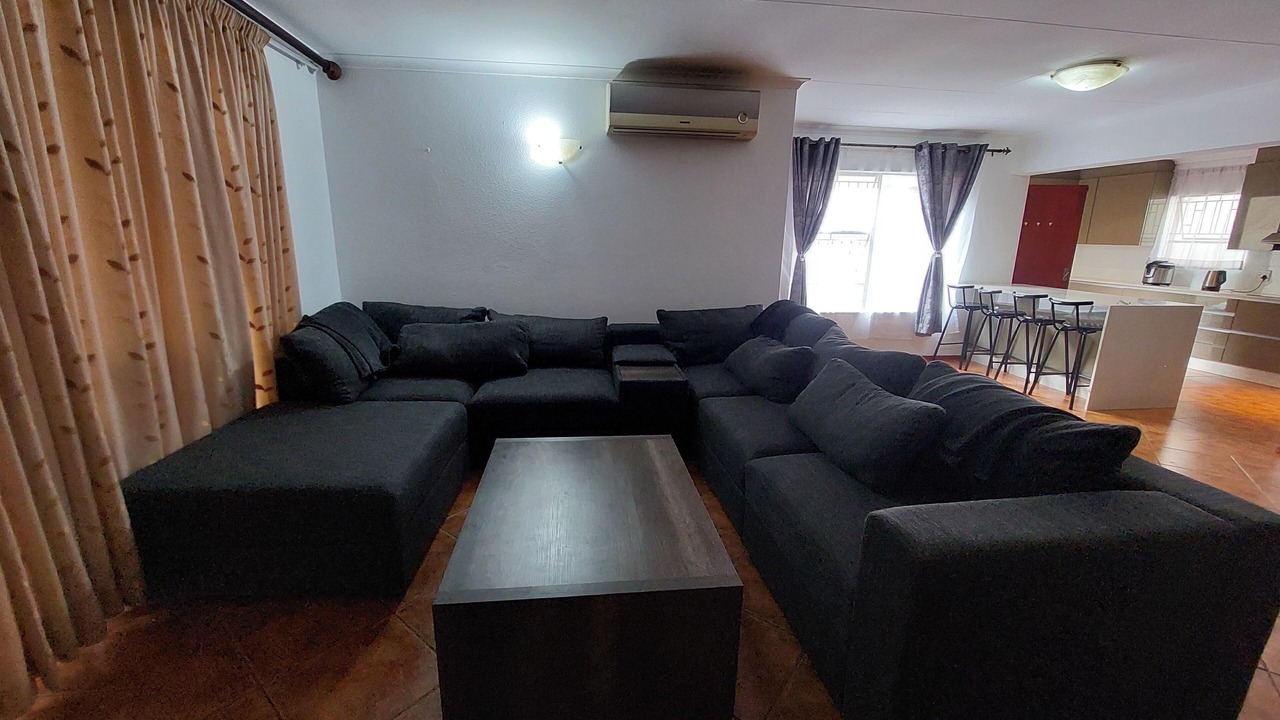 Photo of Livingroom in Greater Johannesburg Metropolitan Area