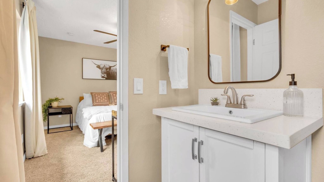 Photo of Bedroom in South Natomas