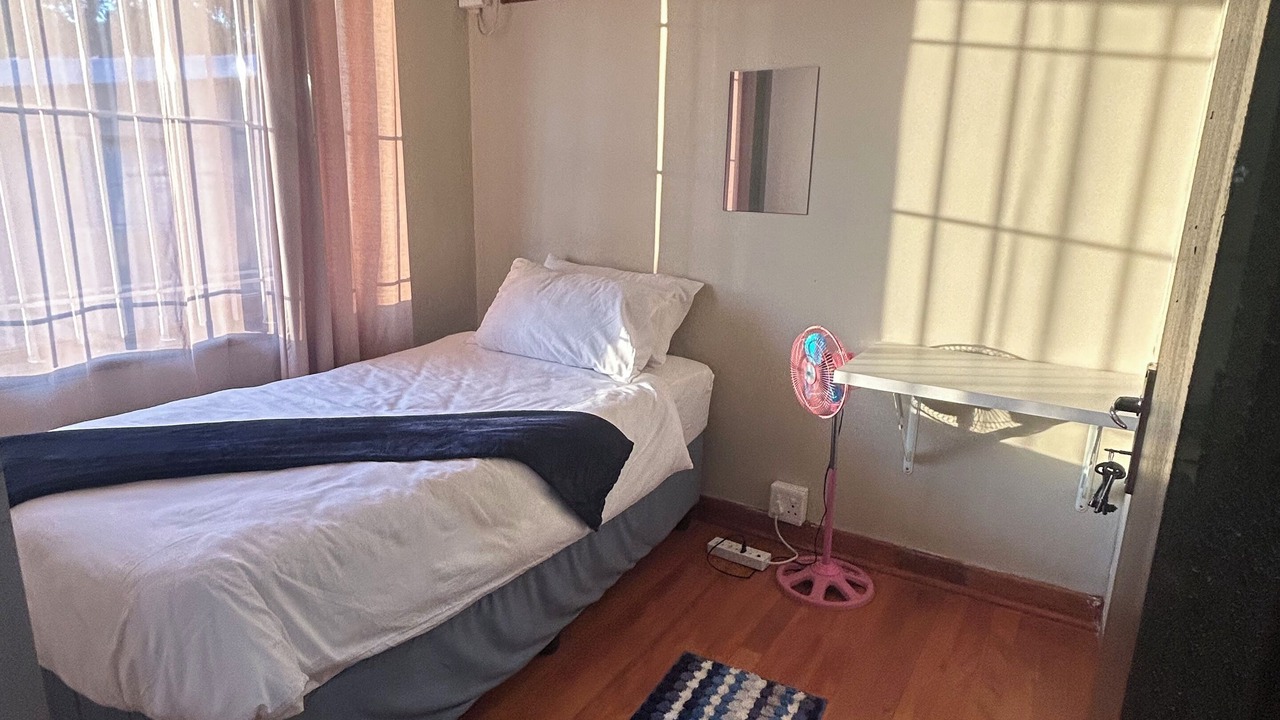 Photo of Bedroom in Berea
