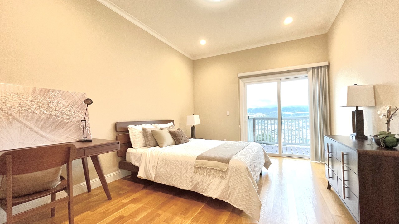 Photo of Bedroom in Visitacion Valley